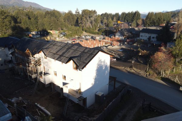 Departamento a estrenar, en destacada ubicación en el centro de Villa La Angostura